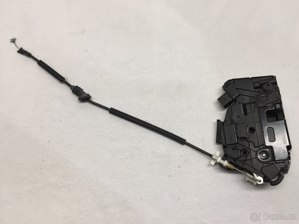 ŠKODA SUPERB 2 2008-2015 - PRAVÝ ZADNÍ ZÁMEK DVEŘÍ CENTRÁL - 2