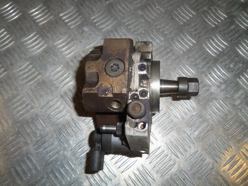 Vysokotlaké čerpadlo BMW 530D 525D 330D 325D E60 E90 X5 X3 - 2