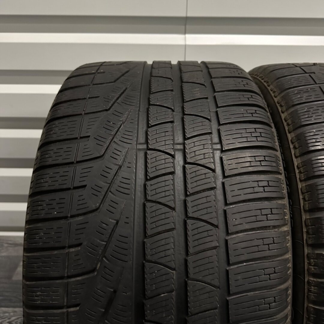 2ks pneu 295/35/19 PIRELLI - 2