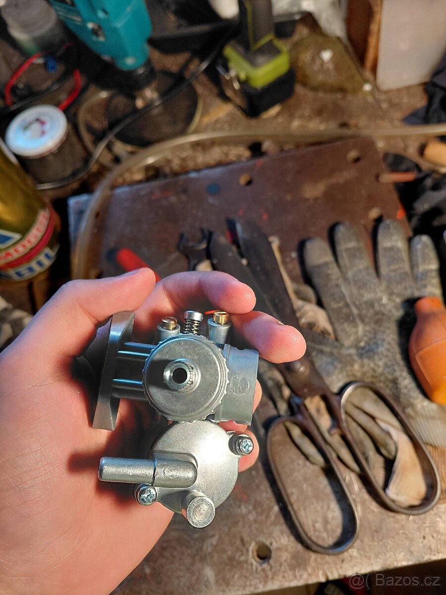 Karburátor na jawa pionýr - 2