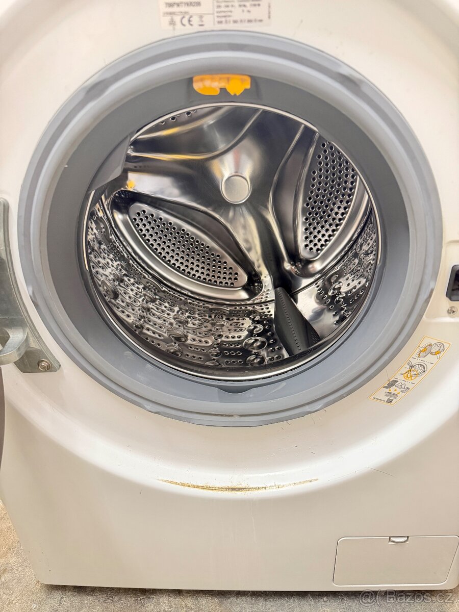 Parní pračka LG 9kg - 2