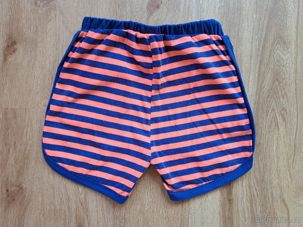 Letní kraťasy vel. 110. - 2