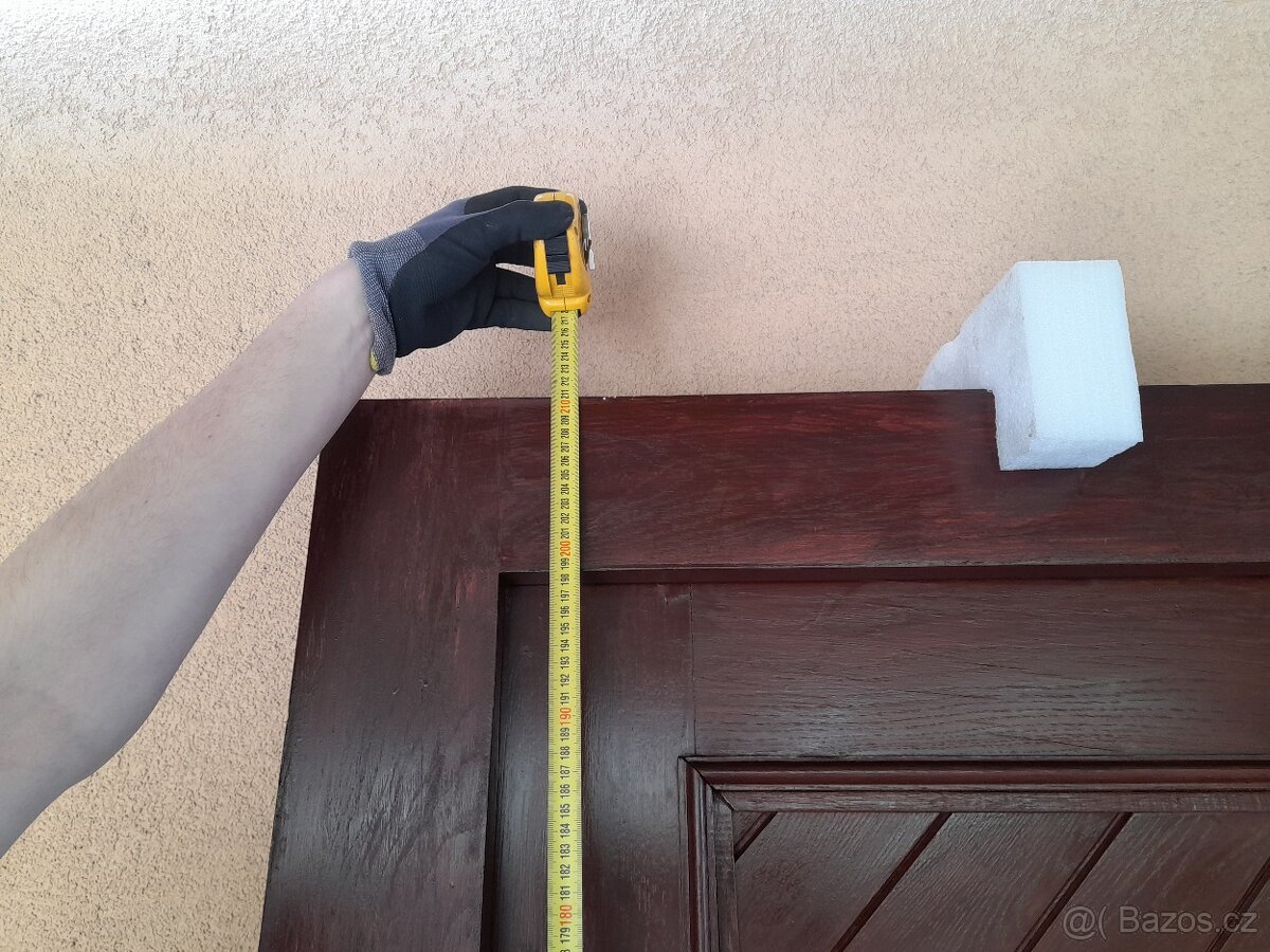 Vchodové venkovni dveře masivní dubové - 2