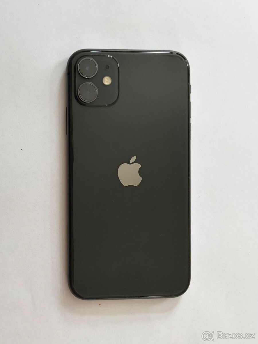 iPhone 11 black + Apple EarPods - 2