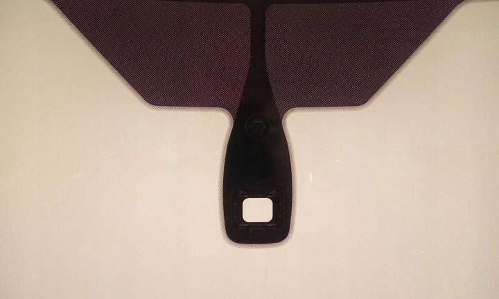 Ford C-Max čelní sklo - 2