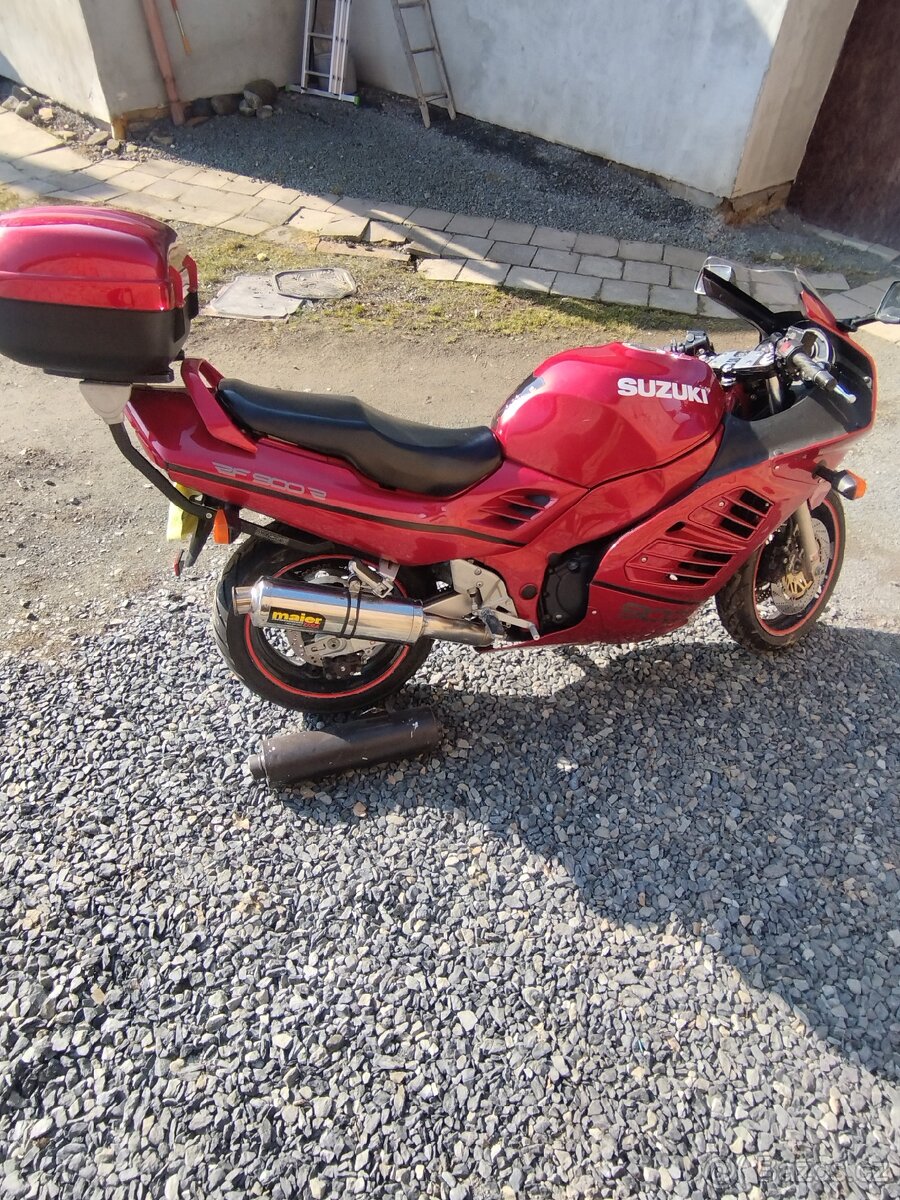 Suzuki rf 900 - 2