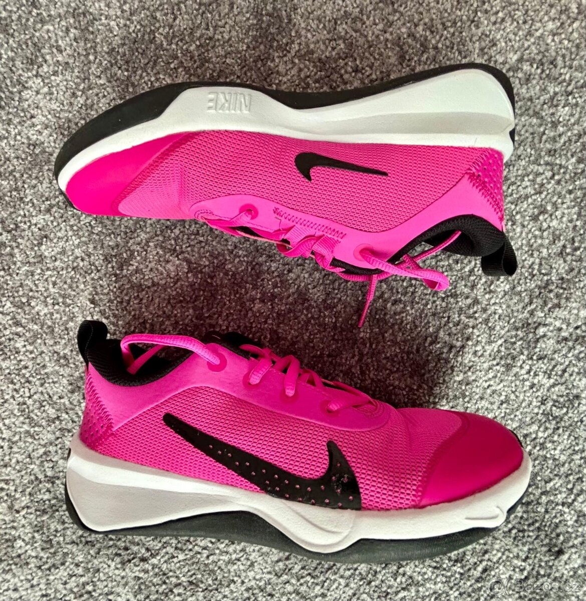 Nike tenisky 37,5 - omni court - 2