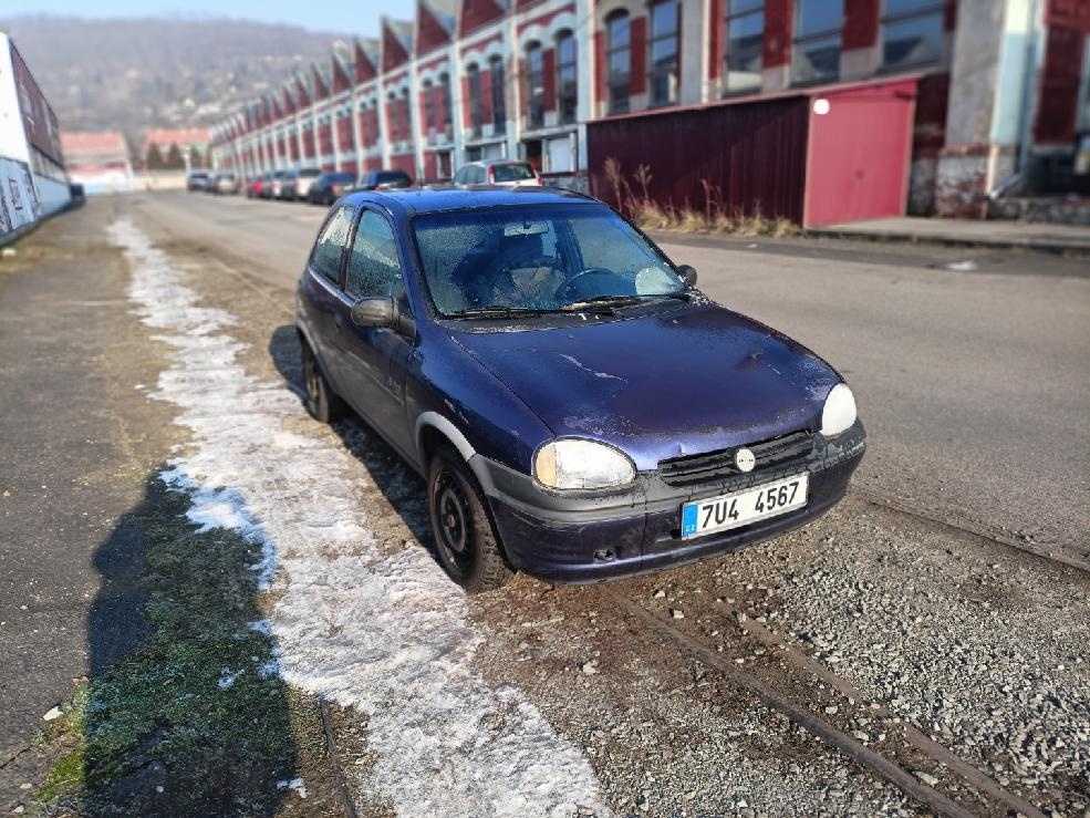 Opel Corsa B 1.4 automat - 2