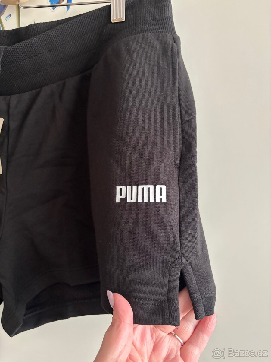 Nove dámské kraťasy Puma - 2
