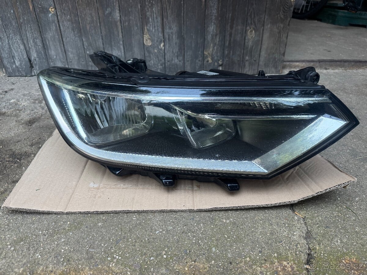 Světlo VW Passat b8 halogen R-line - 2