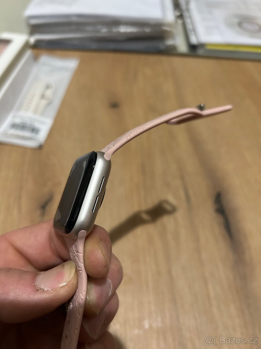 Apple Watch SE 3 ( 2025 ) - 2