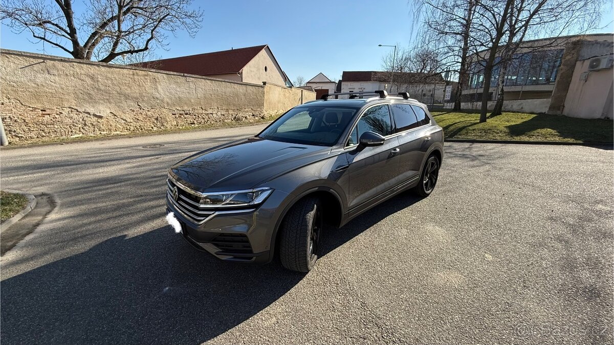 Volkswagen touareg 3,0tdi 170kw - 2