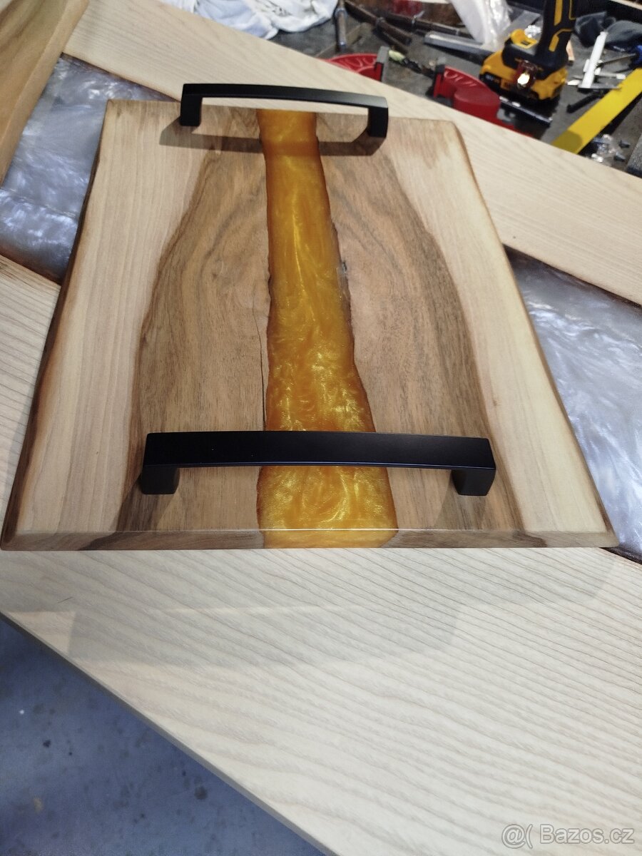 Servírovací prkénko. - 2