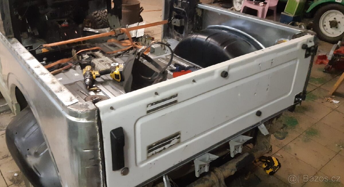 Dveře Suzuki Samurai cabrio. - 2