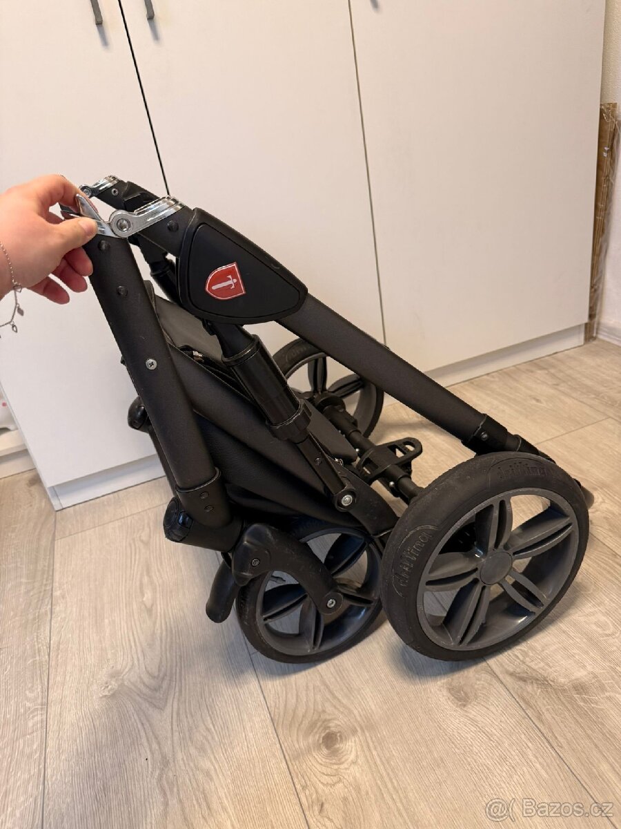 Kočárek Tudore Forester trojkombinace - 2