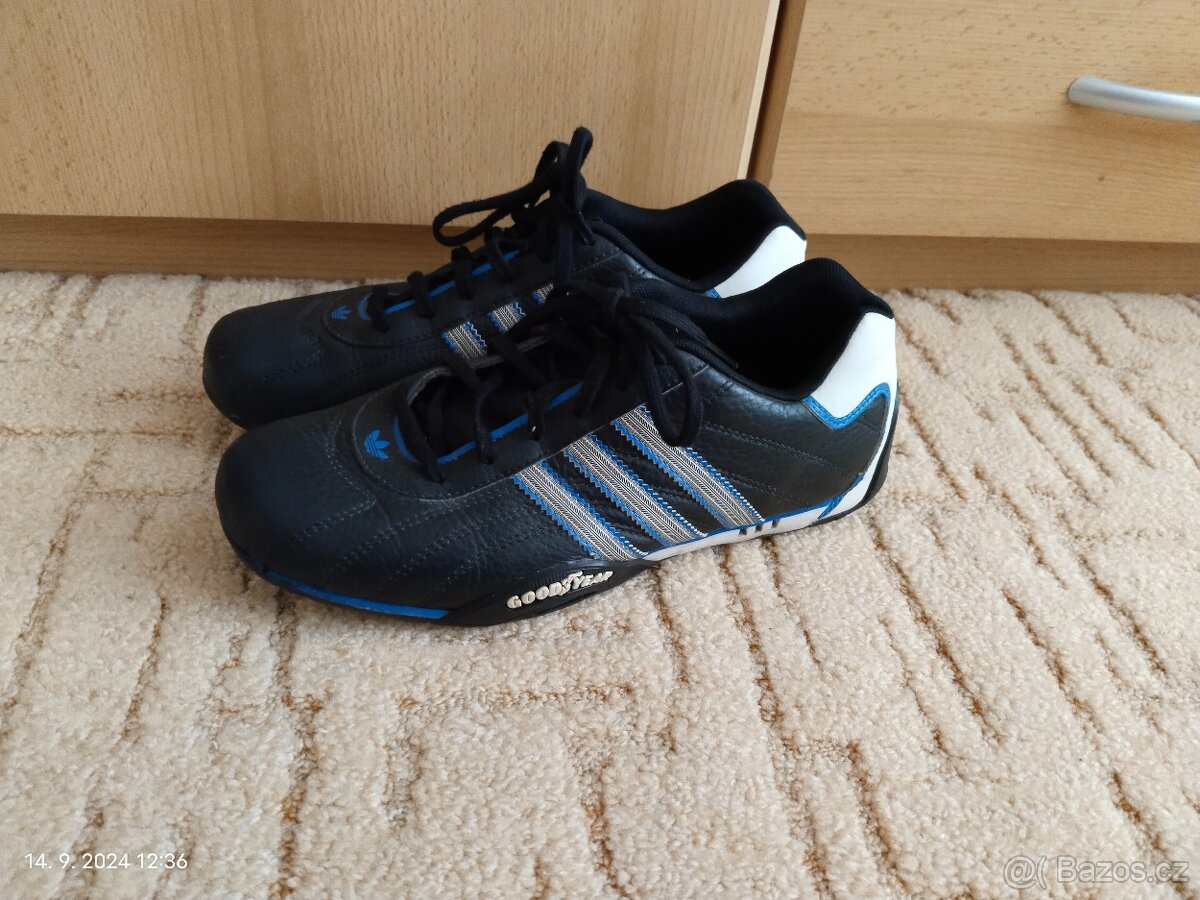 Botasky Adidas 38 - 2