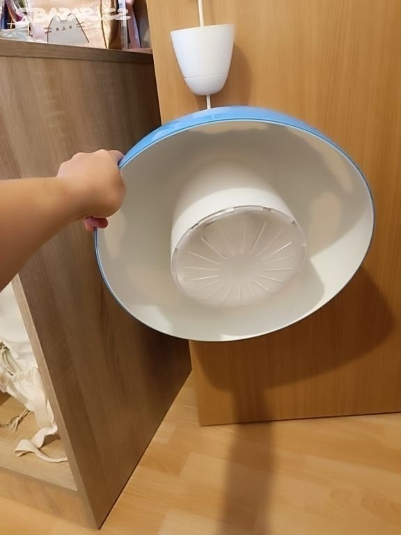 Lustr do pokojíčku - plastový - 2