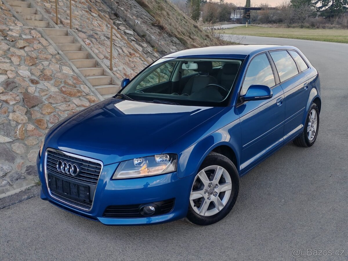 Audi A3 1.6 Benzin Sportback Facelift - 2