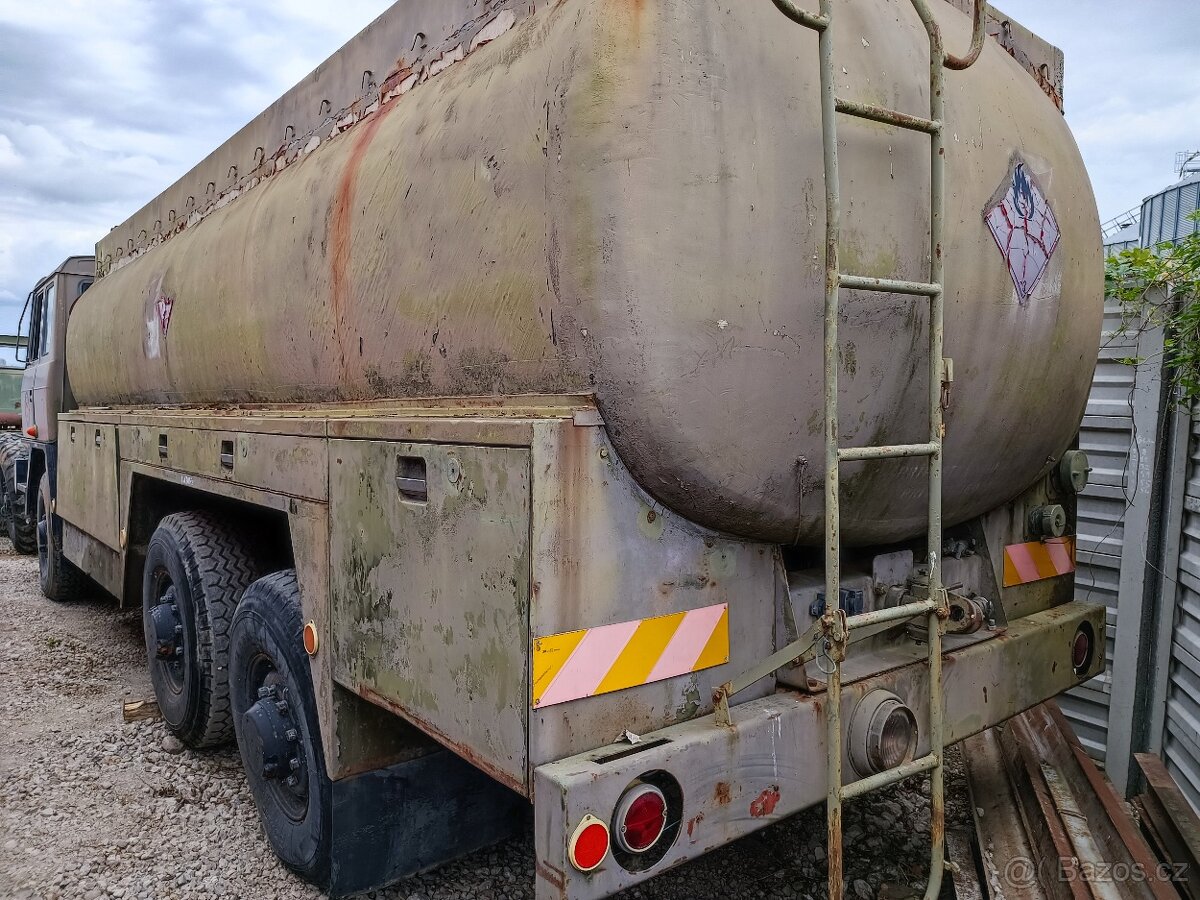 Tatra vvn 815 6x6 - 2