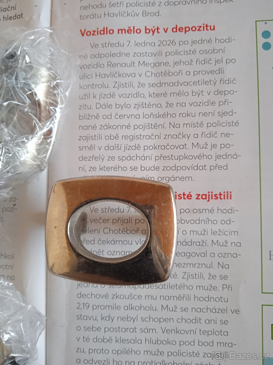 Nerezové úchytky. - 2