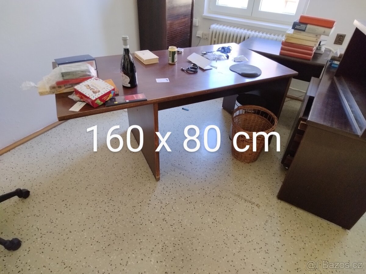 Pracovní psací stůl - 2