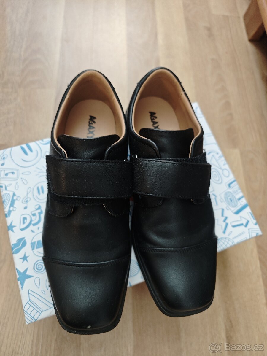 Klučičí elegantní boty, vel.25 - 2