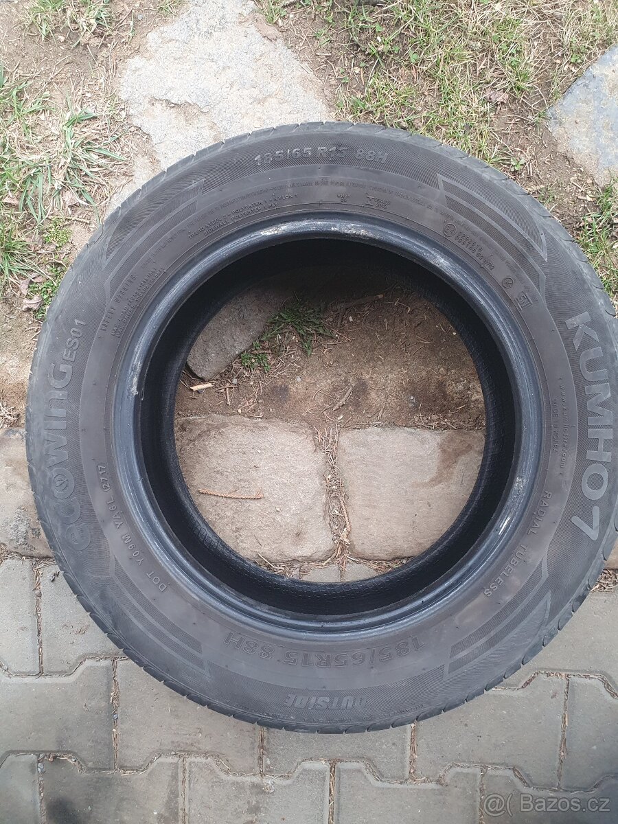 Kumho 185/65/15 - 2