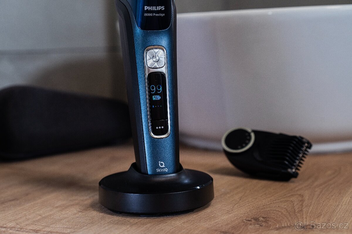 Holicí strojek Philips i9000 Prestige XP9201/33 modrý - 2