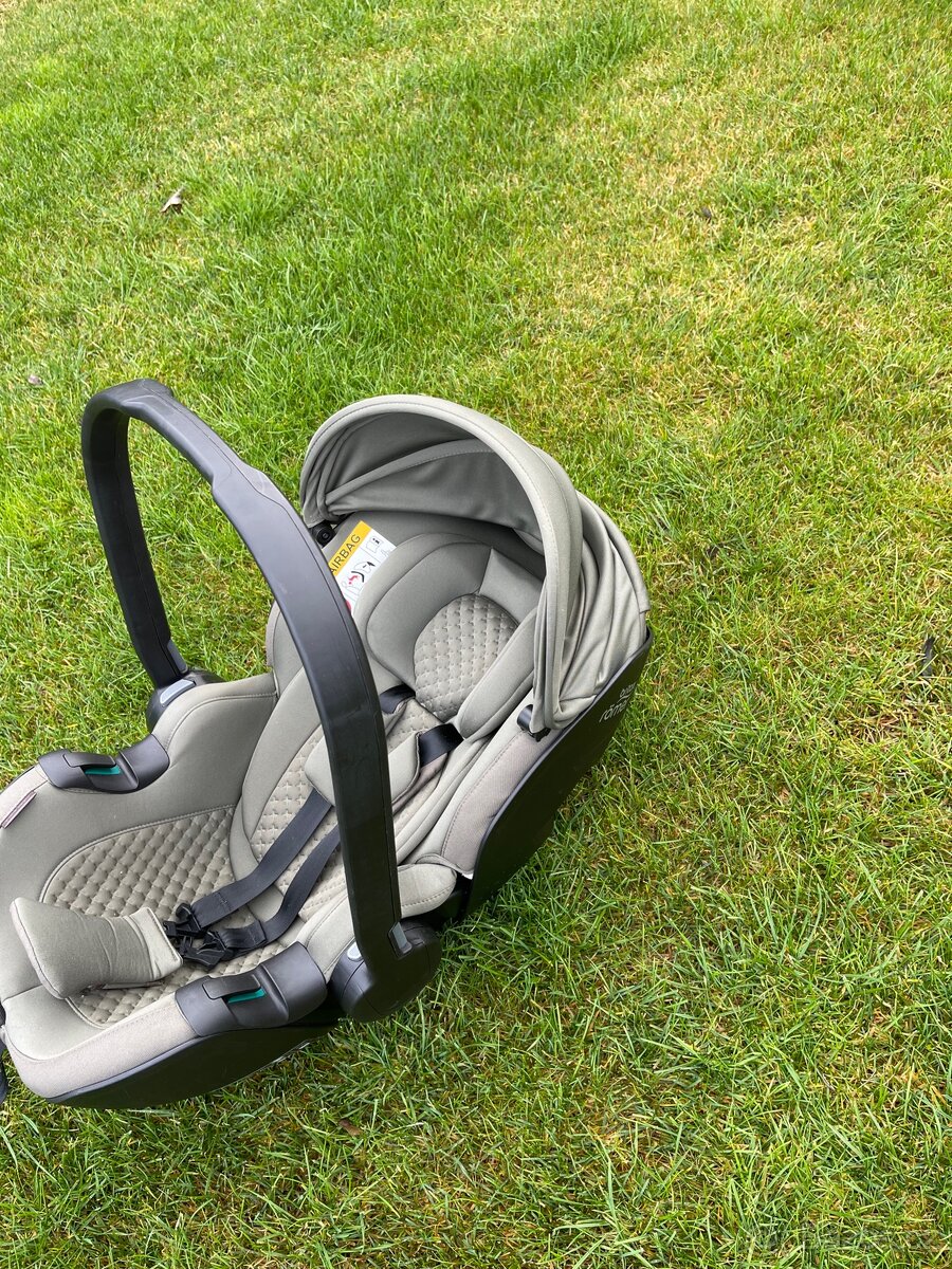 Autosedačka Britax RÖMER Baby-Safe Pro Vario Base 5Z - 2