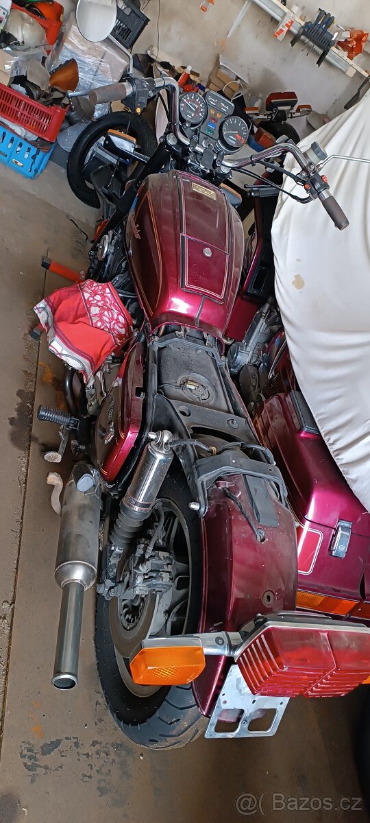 Honda Goldwing GL 1100 - 2