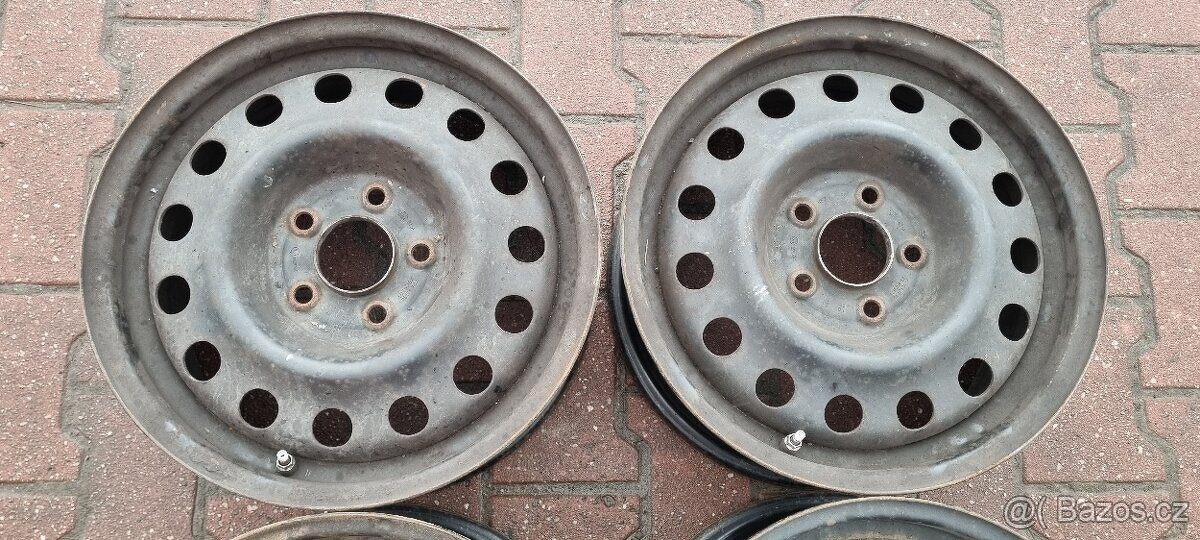 Plechové disky 9147 6,5x16 5x114,3 ET51 střed 67 Kia Hyundai - 2