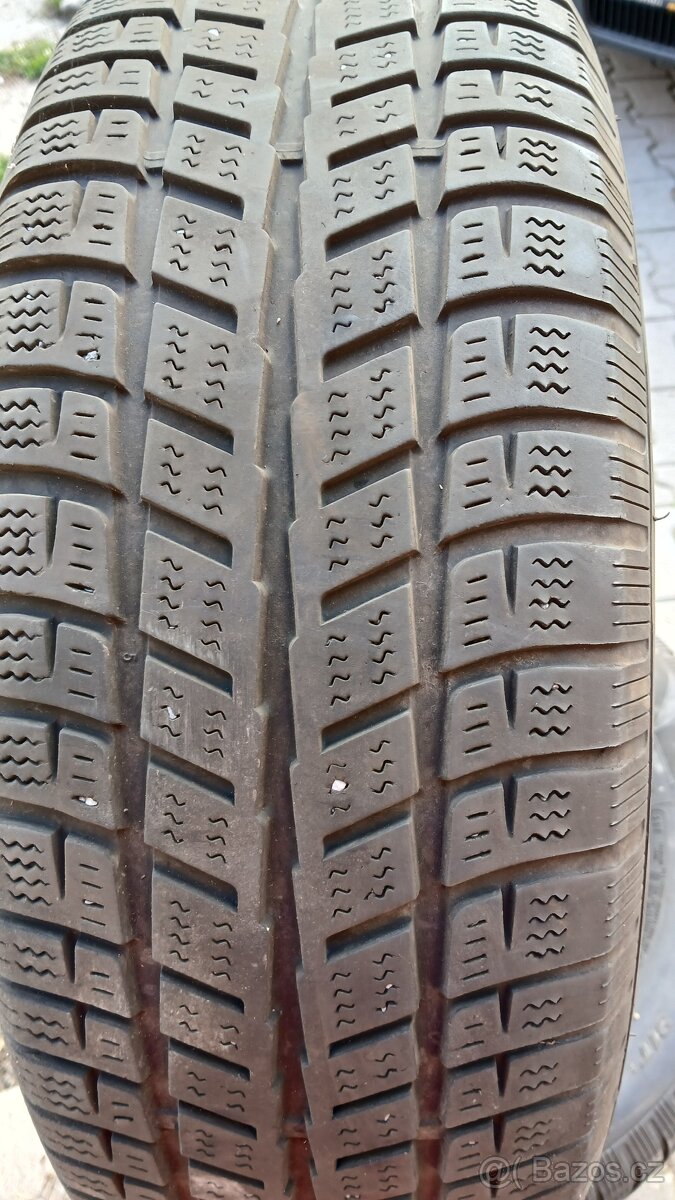 Zimní pneumatiky 195/65 r15 - 2