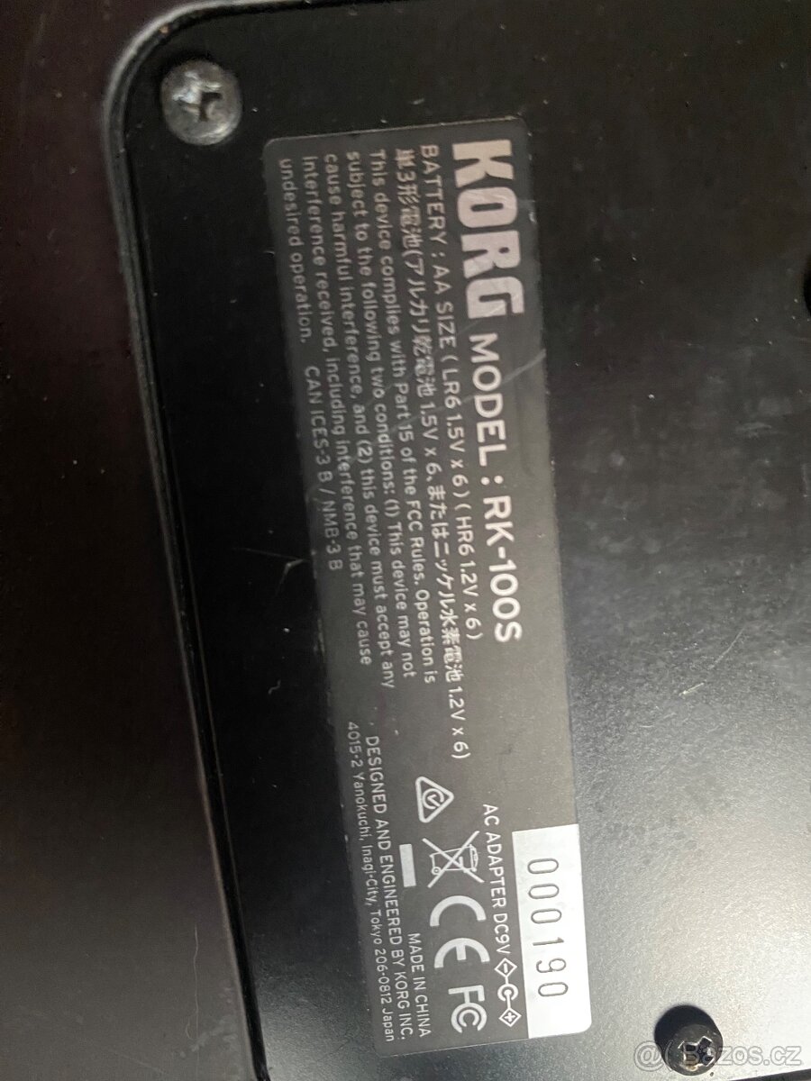 Prodám keytar KORG model RK-100S - 2
