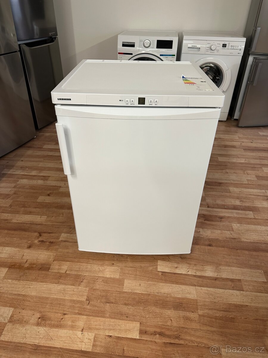 Mrazák Liebherr (162) - 2