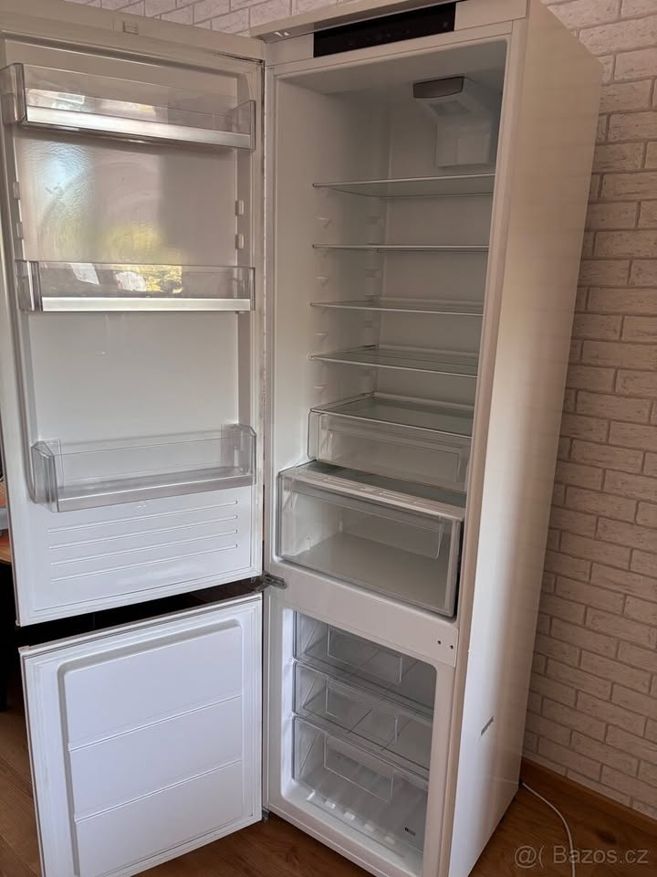 lednice s mrazákem - 2