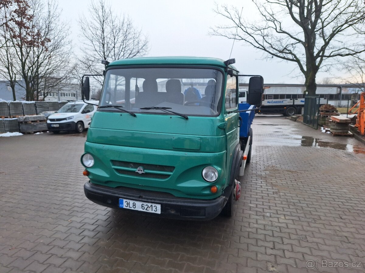 Avia A75 nosič kontejnerů - 2