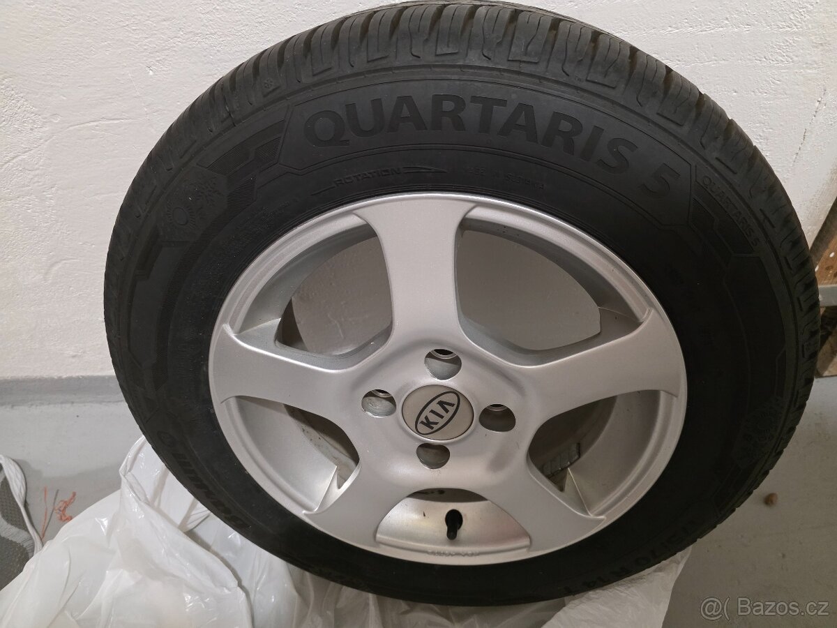 Celoroční pneumatiky Barum 175/70/14 - 2