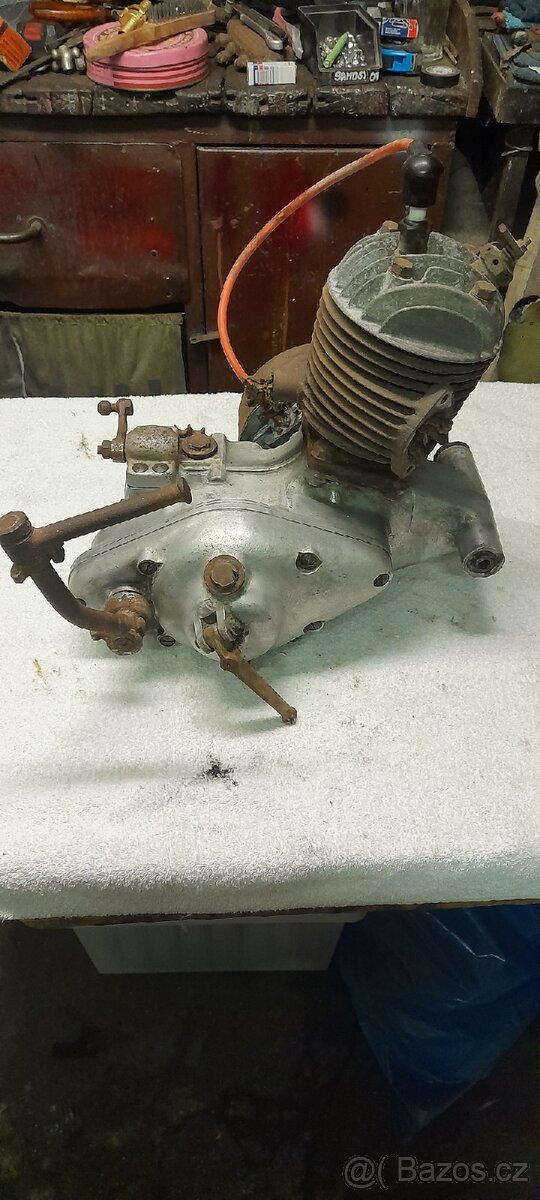 Čz 175 předválečná jednovýfuk - 2