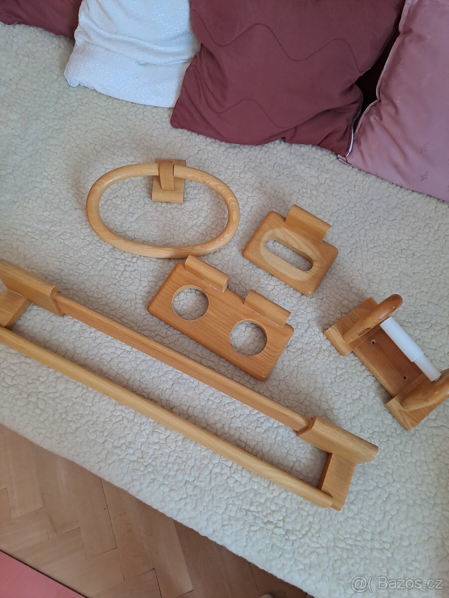 Koupelnové doplňky - 2