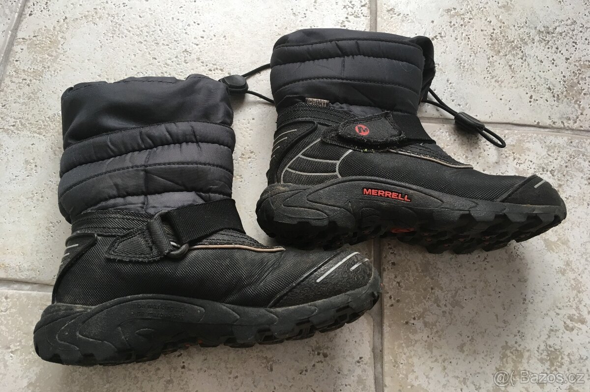 Černé přechodové boty, vel. 30 - 2