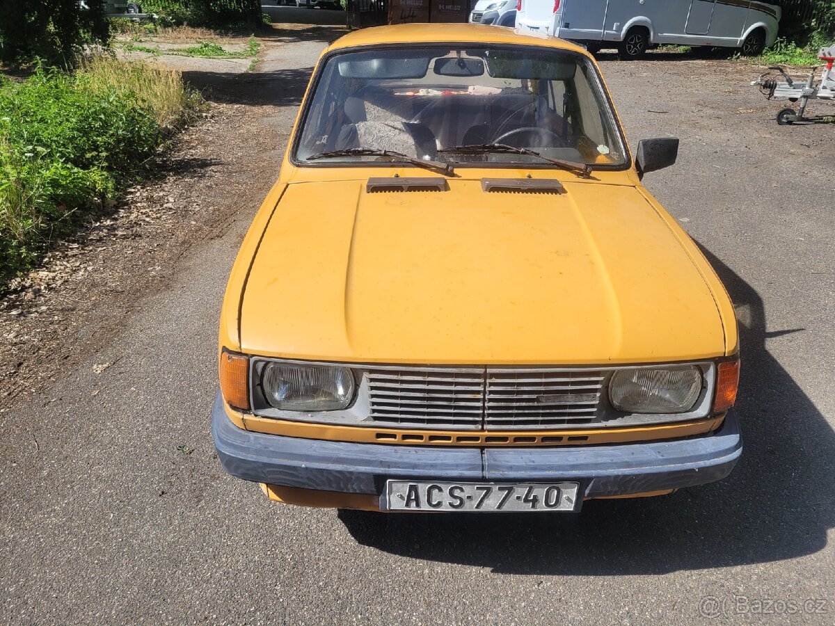 Škoda 105 L. - 2