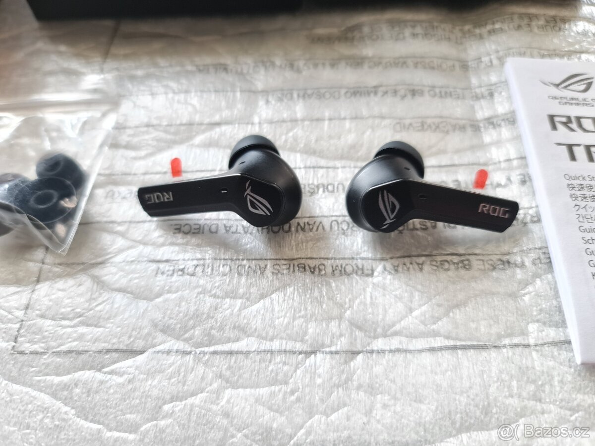 Sluchátka Asus ROG Cetra True Wireless - 2