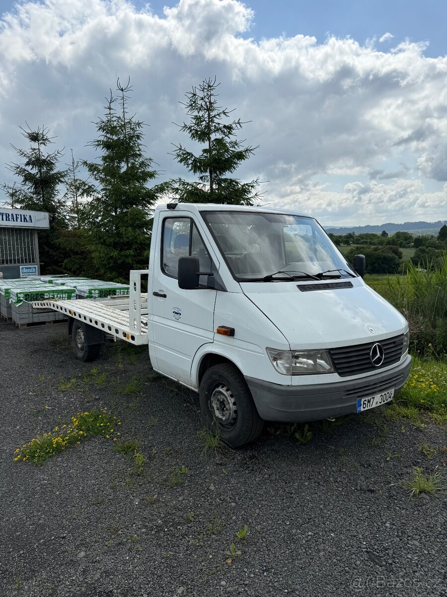 Odtahovka Mercedez Benz Sprinter 312D