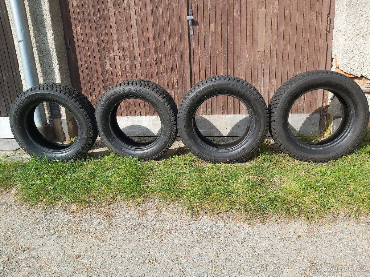 4ks zimní pneu 225/60-R17 - 2