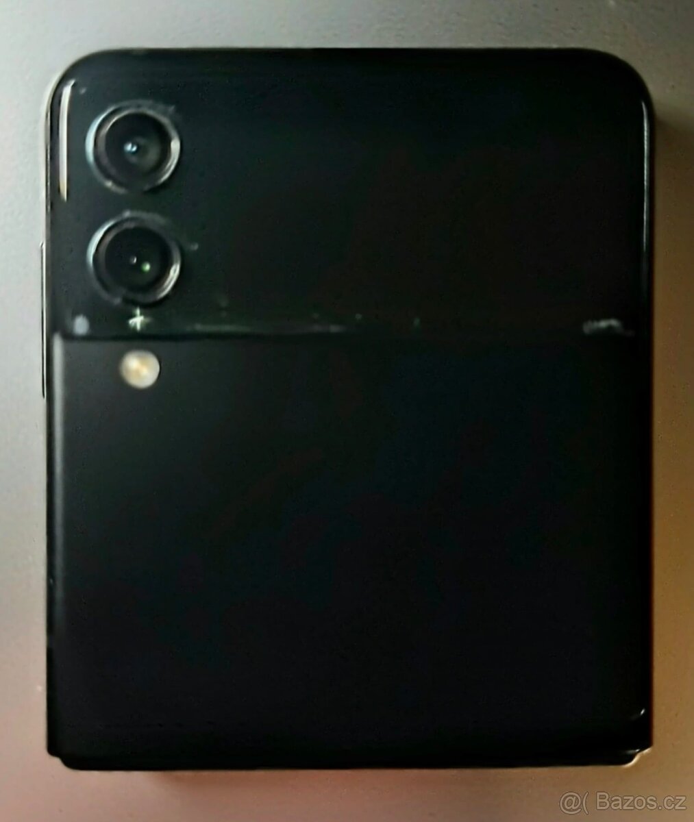 Samsung Galaxy Z Flip 3 5G - 2