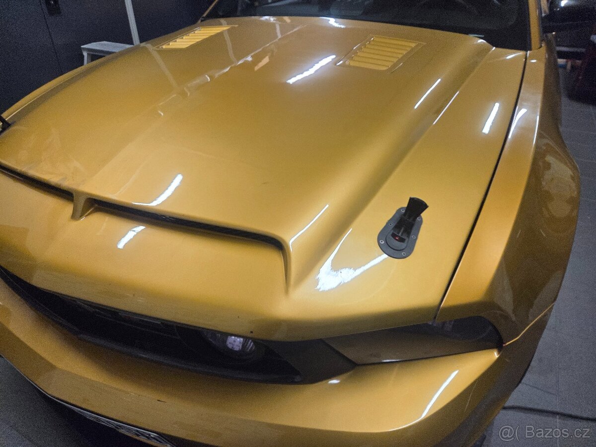 Kapota Ford Mustang GT 2010 až 2012 - 2