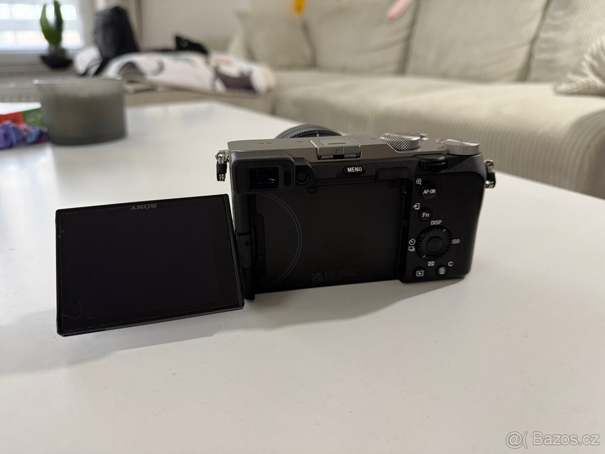 Sony A7C + Sony FE 28–60 mm f/4–5.6 - 2