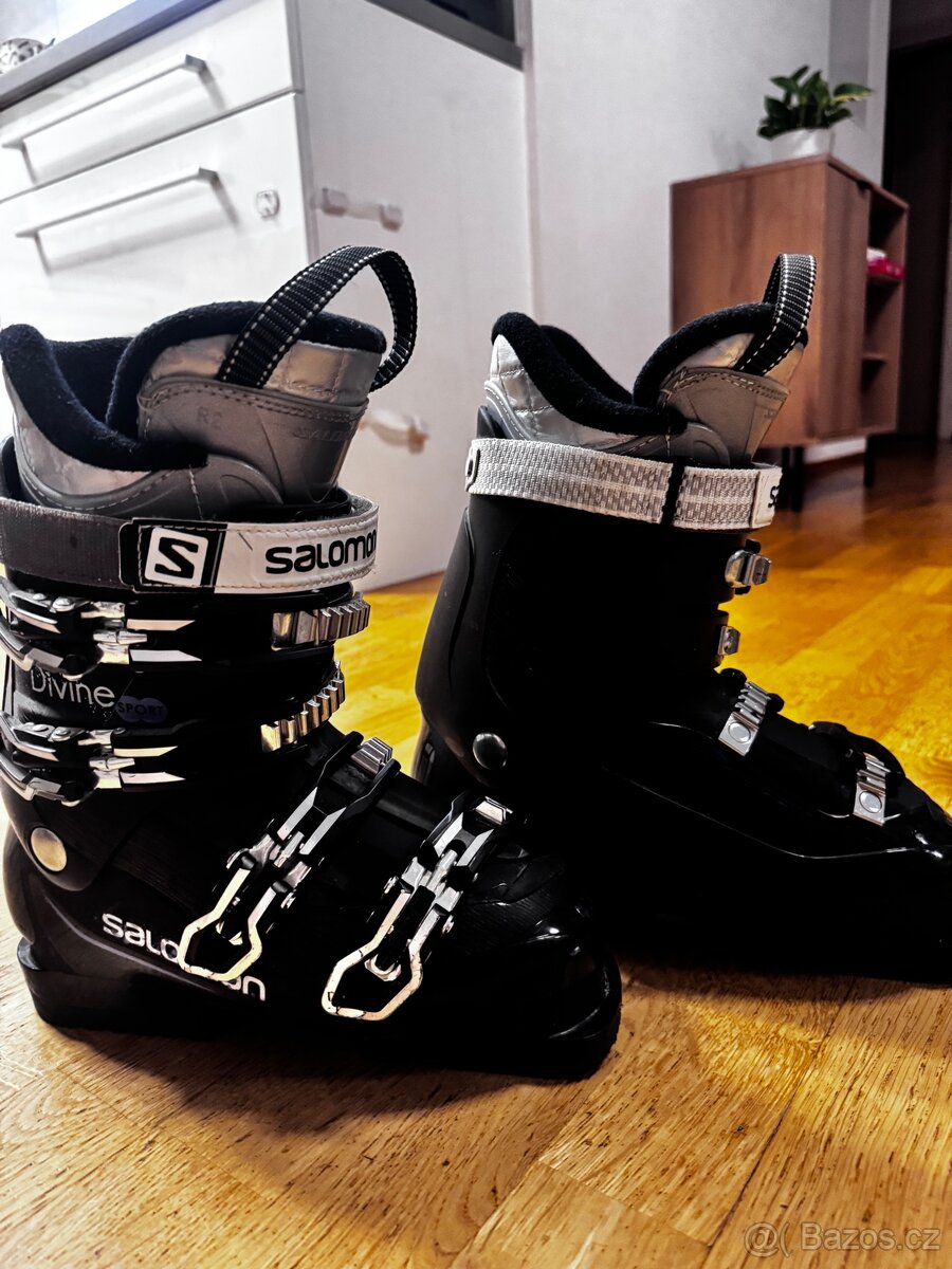 Dámské lyžařské boty Salomon 24,5 - 2