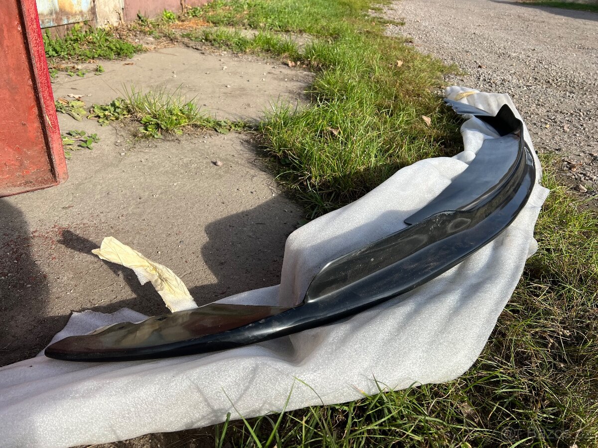 Lipo pod přední nárazník BMW 3 E92/E93 - 2