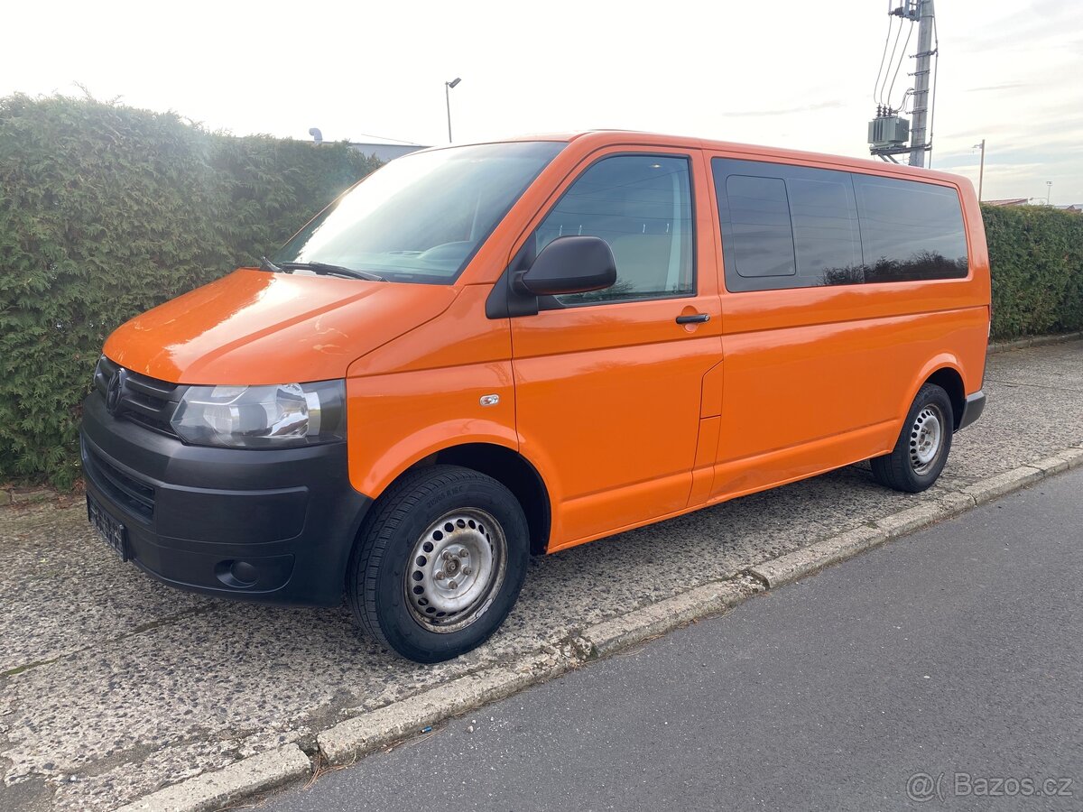 VW TRANSPORTER T5 Long 2014 9 MÍST - 2